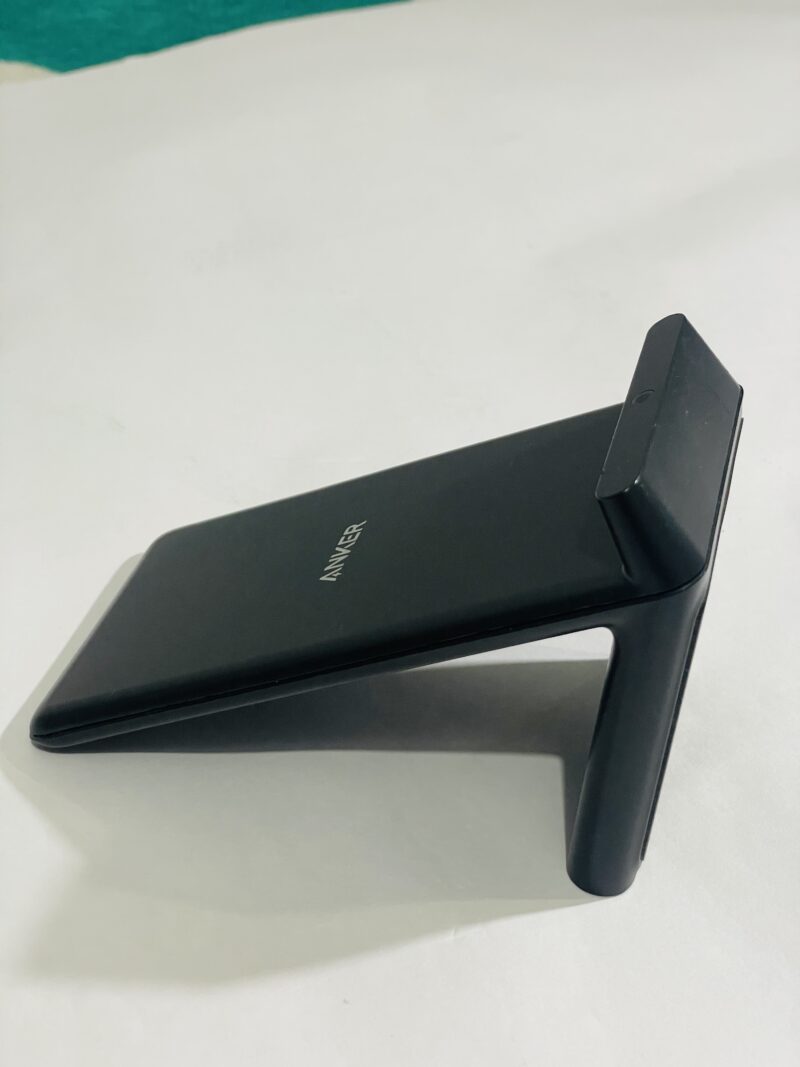 Anker Qi-Certified Wireless Charger - Image 7