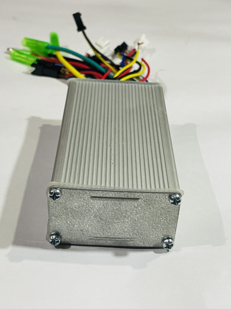 Ubervia 48V Motor Controller - Image 3
