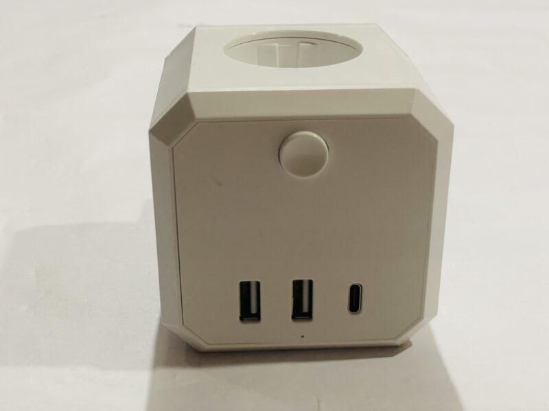 Compact 4-Socket & Dual USB Power Adapter Cube - Image 2