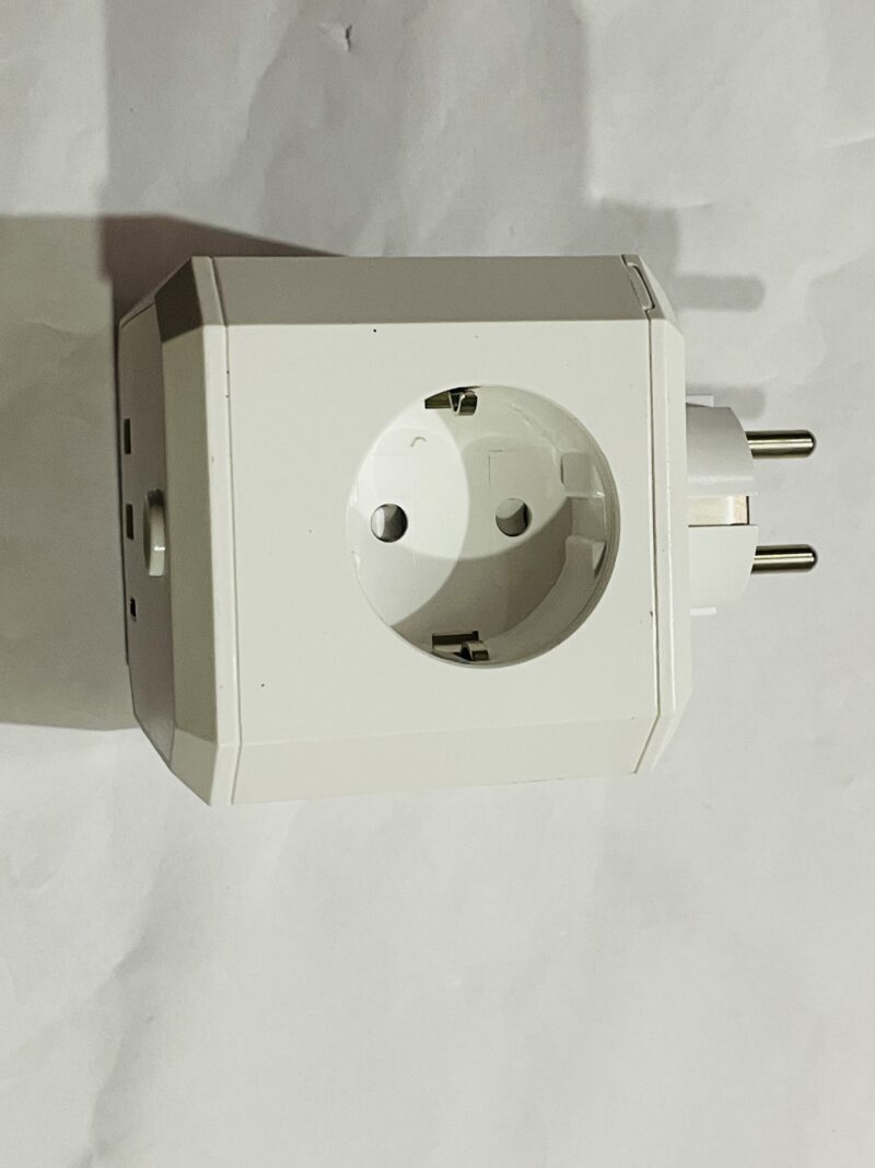 Compact 4-Socket & Dual USB Power Adapter Cube - Image 6