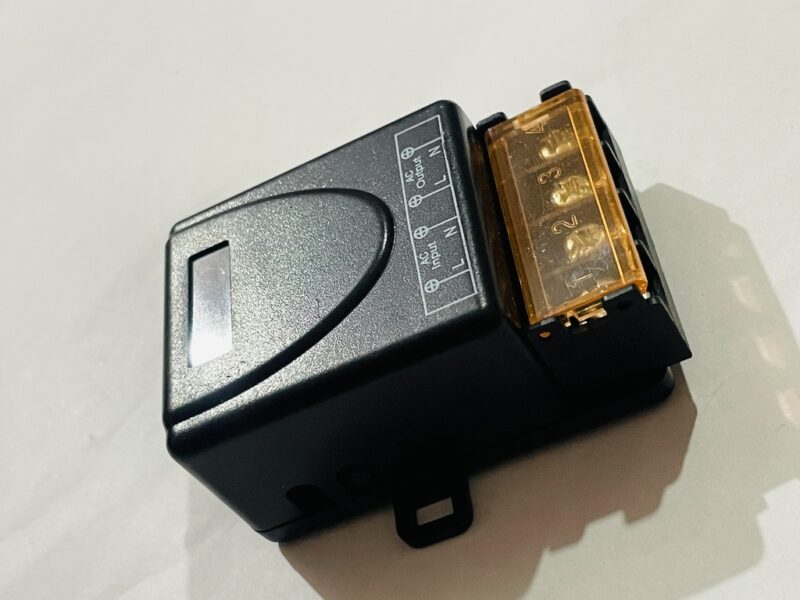 DC 12V 30A Wireless Remote Switch with 433MHz Control - Image 7