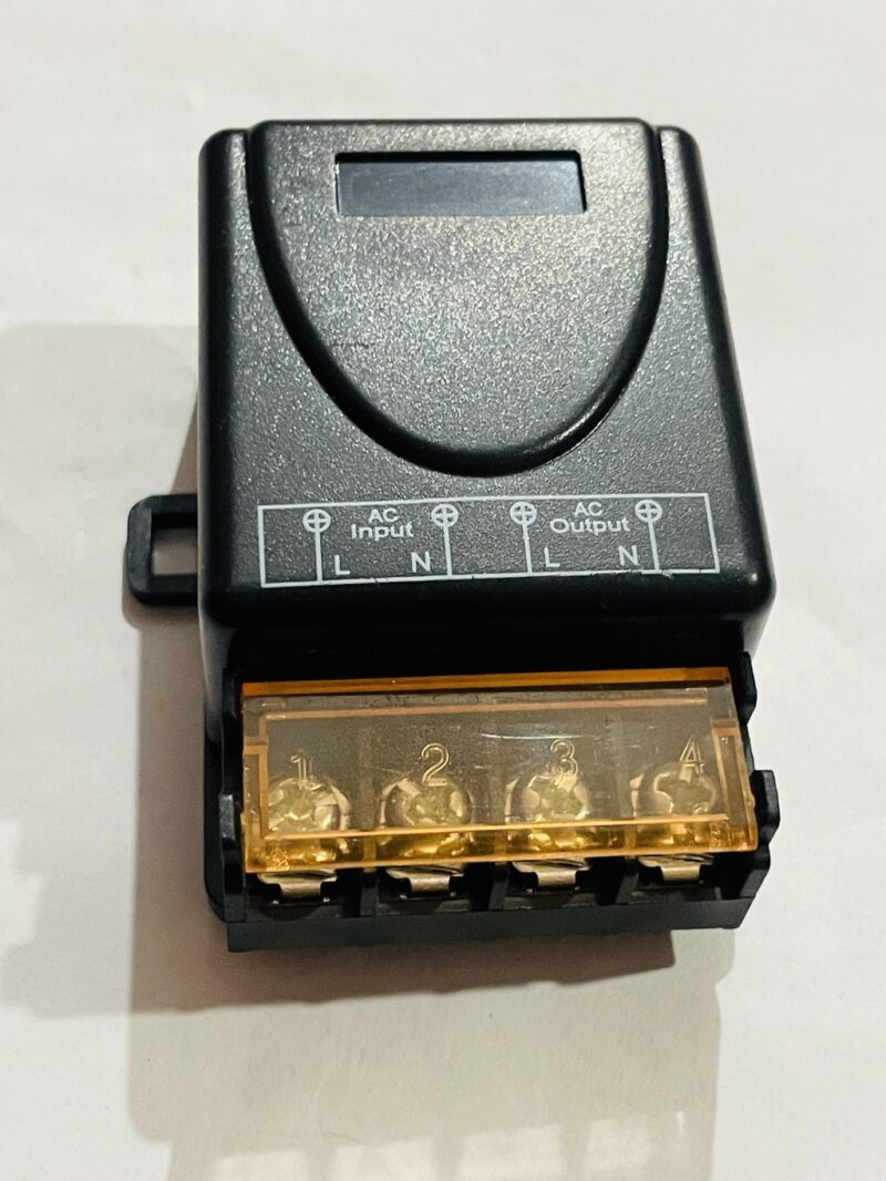DC 12V 30A Wireless Remote Switch with 433MHz Control - Image 2